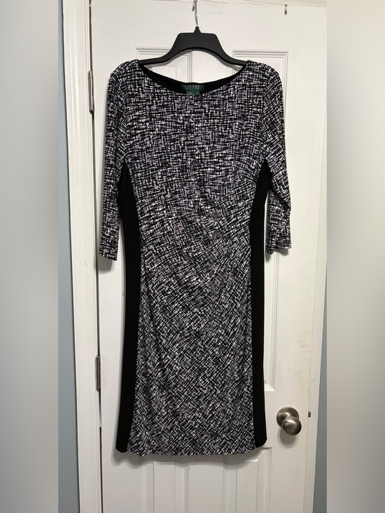 Ralph Lauren Dresses & Skirts - Ralph Lauren Black and White Patterned Long-Sleeve Sheath Dress